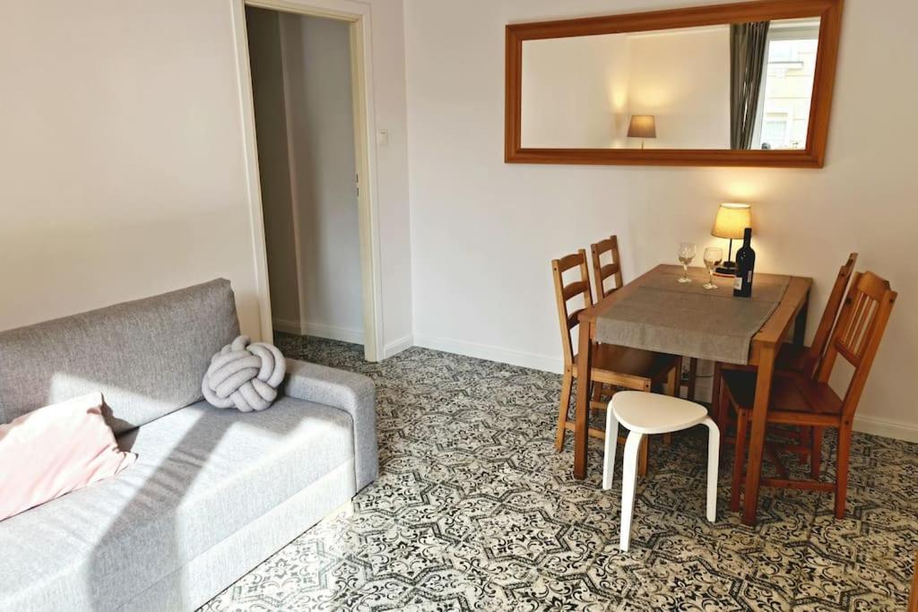 Apartament Zachodni Z Balkonem 4 Osoby 바르샤바 외부 사진